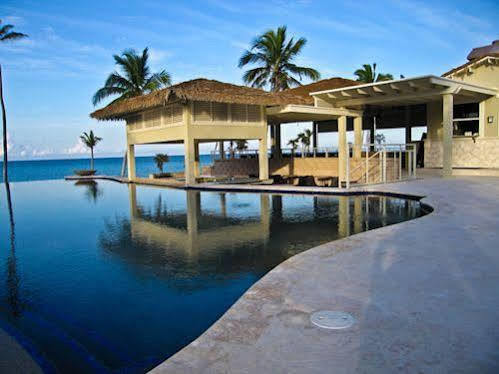 Sky Beach Club Governor‘s Harbour Exterior foto